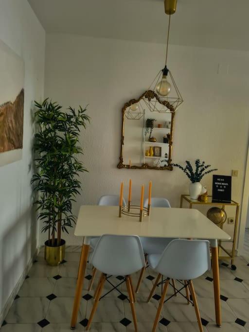 Nice Beachside 2-Bd Apt Near Barcelona Кунит Экстерьер фото