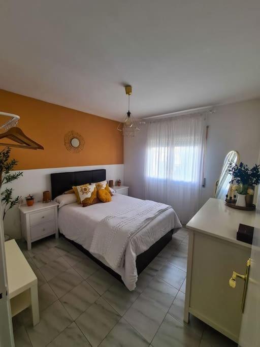 Nice Beachside 2-Bd Apt Near Barcelona Кунит Экстерьер фото
